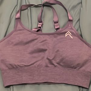 CLASSIC SEAMLESS SPORTS BRA